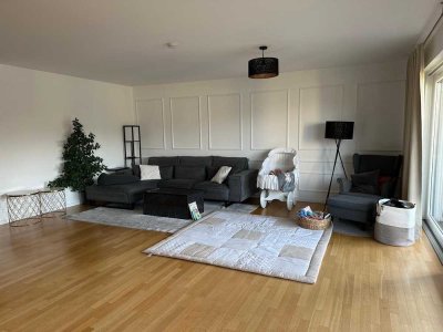 Düsseldorf-Hamm 3-Zimmer Wohnung mit großem Balkon und Einbauküche