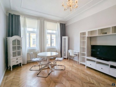Traumhafte Altbauwohnung mit Lift - ideale Stadtwohnung nahe Zentrum!