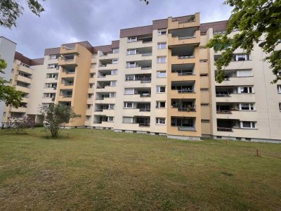 Gepflegte 3 Zi. Wohnung mit 2 Loggien und Dom-Panoramablick in Regensburg-Süd