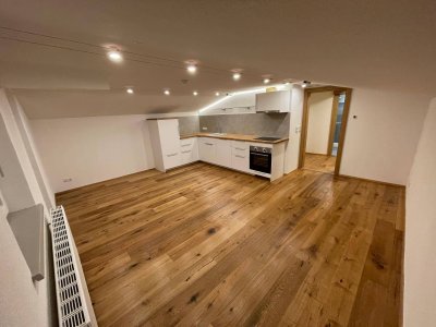 Gemütliche Dachgeschosswohnung sucht entspannte Mieter!