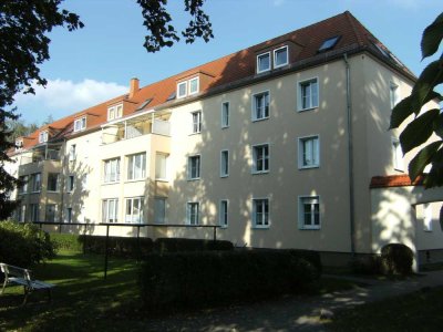 Dresden Trachau! Helle 1 RWG mit Wohnküche + Tageslichtbad zu vermieten!