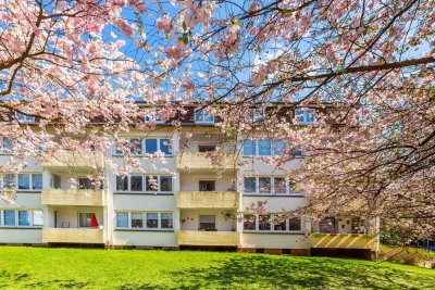 Moderne 3-Zimmer-Wohnung mit Balkon und neuer Einbauküche