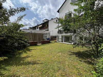 EG-Wohnung mit 100 QM Garten