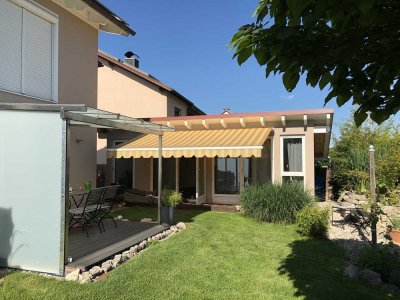 MEHRFAMILIENHAUS MIT 4 EINHEITEN IN BURGKIRCHEN  ! - MODERNISIERT - PV-ANLAGE MIT SPEICHER -