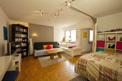 +++NEU AUF DEM MARKT+++ Ruhige und möblierte 1,5-Zi-Wohnung
