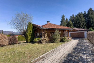 Bungalow im Landhausstil mit vielseitigen Möglichkeiten ( 03181 )