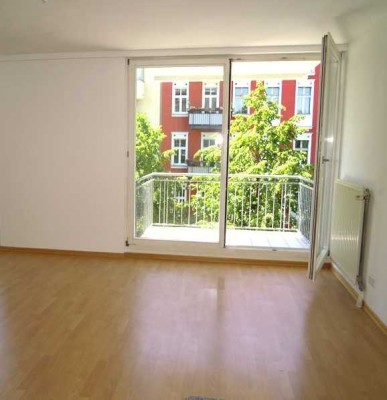 Sonnige 2-Zimmer Wohnung (  bezugsfrei ab Januar 2026) )in Berlin-Friedrichshain