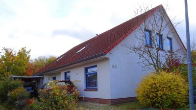 Helle 2-Zimmer Dachgeschosswohnung in Wennigsen (Deister)
