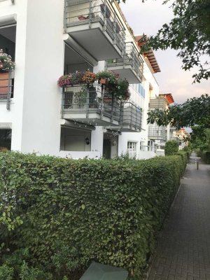 Helle 3-Zimmer Erdgeschosswohnung mit Balkon in Bremen-Huckelriede