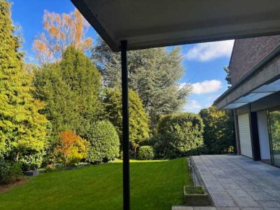 Ein Familienidyll in perfekter Lage: große, renovierte Gartenwohnung Nähe Bismarckviertel