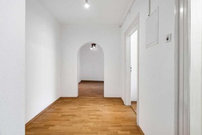 Zentrale 2-Zimmer-Wohnung mit Balkon