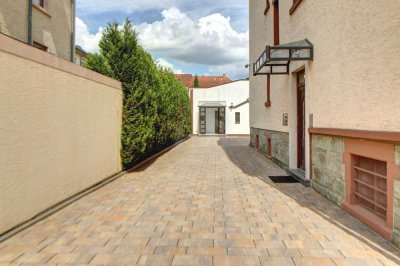 Stilvolle 4-Raum-Wohnung mit gehobener Innenausstattung in Oberursel (Taunus)