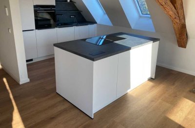 Kernsanierte 3,5-Zi-Wohnung mit EBK im DG in March-Buchheim