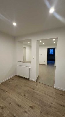 Erstbezug nach Sanierung: attraktive 2,5-Zimmer-Wohnung in Viernheim