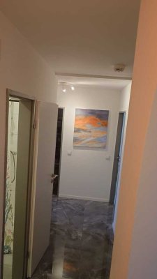 Schönes Zuhause mit 4 Zimmern und viel Platz in Duisburg Neudorf