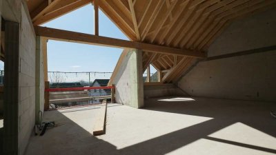 NEUBAU Galerie ETW mit 4 ZKBB und ca. 155 m² Wfl. - Rohbau bereits fertig!