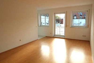Schicke 1-Raumwohnung+Balkon+zentrale Lage+Fußbodenheizung