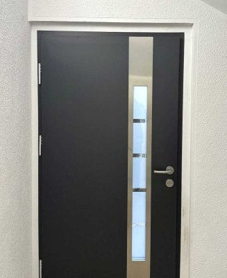 Kernsanierter MFH-Solitär | Neubaucharme | 6 Wohneinheiten | Baupotenzial | Eigener Stellplatzhof