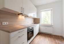 Moderne 3-Zimmer-Wohnung mit gehobener Innenausstattung und Balkon in ruhiger Lage