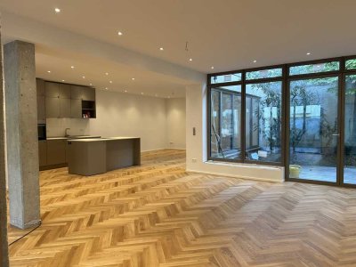 Loft mit Patio und Sonnenterrasse, kernsaniert, Erstbezug im Antonsviertel