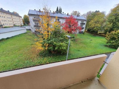 Frisch renovierte 3 Zimmer Wohnung in ruhiger Lage mit Balkon