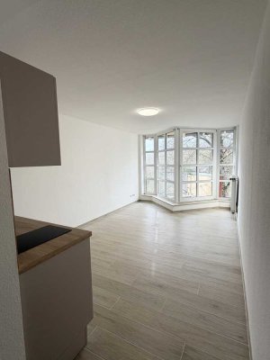 Erstbezug nach Sanierung: 1-Zimmer-Wohnung mit Balkon in Aachen-Haaren