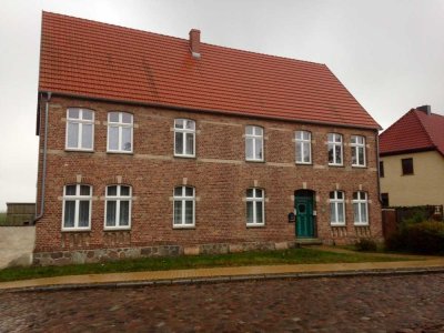 300 €, 47 m², 2 Zimmer