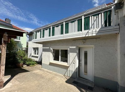 moderne helle 3,5-Zimmer-Wohnung / Haus in Bischofsheim für 2 Personen / Single zu vermieten