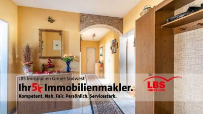 3-Zimmer-Wohnung mit Blick auf den Hohentwiel – Sanierte Wohnanlage!