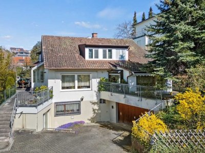 - See- und Bergsicht - sehr ruhige Wohnlage - 
freistehendes Einfamilienhaus mit viel Platz
