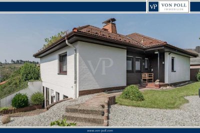 Großzügiges Familiendomizil mit Einliegerwohnung auf schönem Sonnengrundstück in Fernblicklage