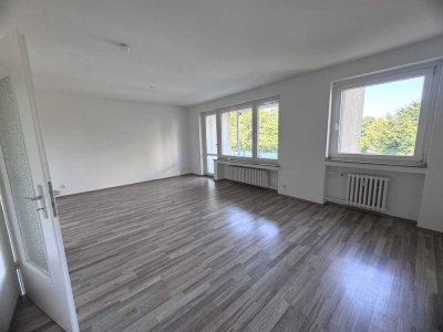 Tolle 2 Zimmer Wohnung mit Balkon in begehrter Lage