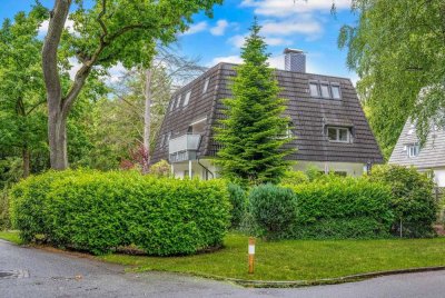 Exklusives Zweifamilienhaus in idyllischer Parklage