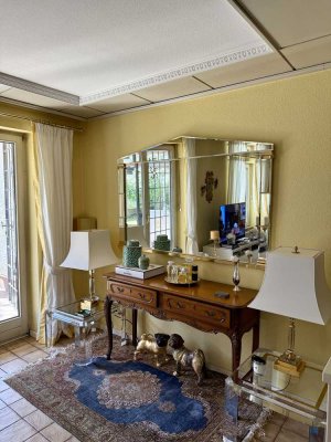 Exklusive DHH mit individuellem Charme in Grünwald