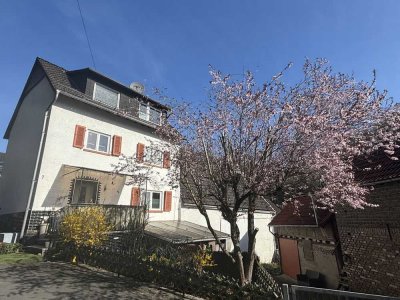 Liebhaber gesucht! Gemütliches Fachwerkhaus und große Scheune in Schlangenbad/OT