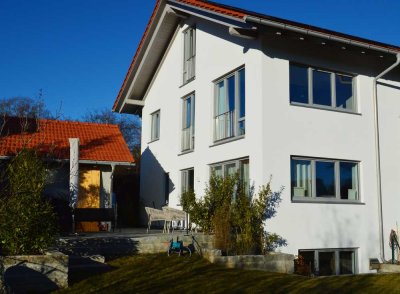 *Weßling- top schickes, neuwertiges Reiheneckhaus