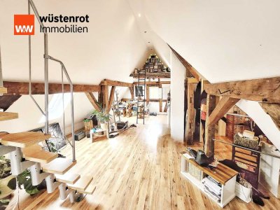 Die Wohnung für kleine Bergsteiger! Gelnhausen Untermarkt, Dachgeschoss, 1-ZKB, Duschbad & Laminat!