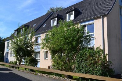 *** Modernisierte 2- Zimmerdachgeschosswohnung ohne Balkon***