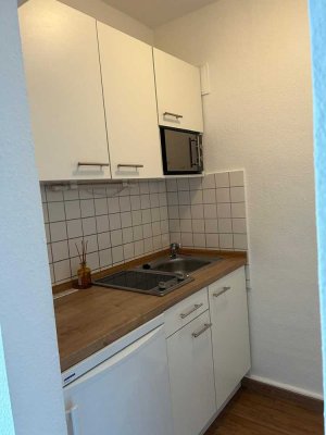 Schöne 1-Zimmer-Wohnung mit Einbauküche in  Neu-Isenburg