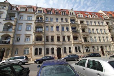 Regierungsviertel: Schöne 2-Raumwohnung im sanierten Altbau WB 4.OG links E11