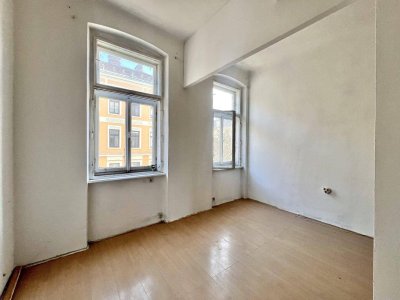 Altbauwohnung mit gutem Grundriss!