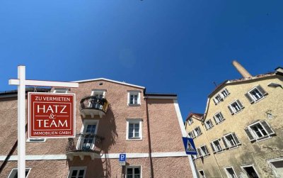 Perfekt für eine 3er WG! 3-Zimmerwohnung in einem denkmalgeschützten Haus in der beliebten Passauer