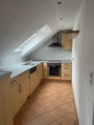 Vermiete DG Wohnung in OT von Wallerstein