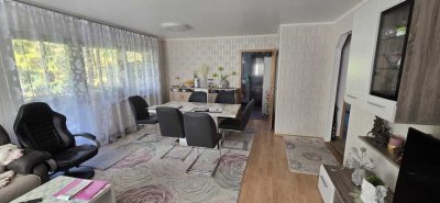 Großzügige 4-Zimmerwohnung in ruhiger Lage – mit Balkon & Terrasse