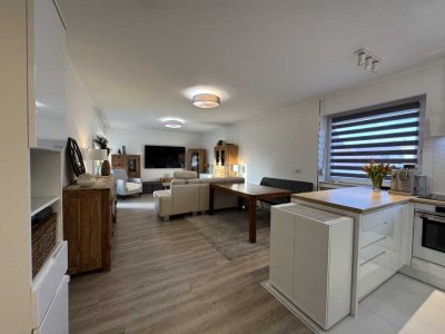 Hochwertig modernisierte 3-Zi.-Whg. Balkon, Aufzug, EBK in der Innenstadt Nord-Provisionsfrei