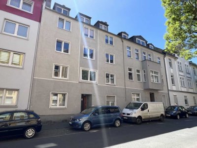Schöne 2,5 Zimmer Wohnung ab sofort zu vermieten!