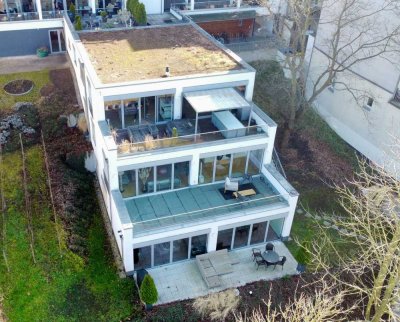 Luxuswohnung mit Saaleblick und Wasserzugang zu verkaufen!