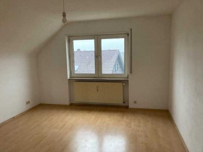 Schöne, helle 3-Zimmer-DG-Wohnung mit Balkon in Niederkirchen bei Deidesheim