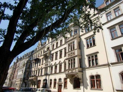 Wohnen auf zwei Etagen mit Balkon!