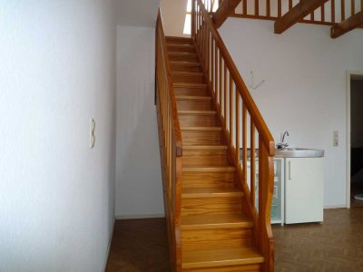 Großes 2-geschossiges Zimmer in Dachgeschosswohnung mit offener Galerie